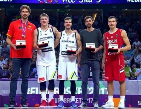 字母哥本赛季在场时球队净胜103分，不在场时狂输149分（有字母哥时球队净胜103分，没字母哥时净负149分）