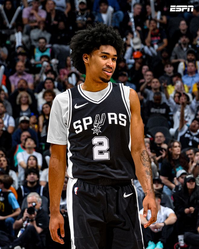 马特乌斯：我和马拉多纳就像梅西和C罗，但我们场外相处更多（马特乌斯：我与马拉多纳如梅罗之争，私下往来更频繁）